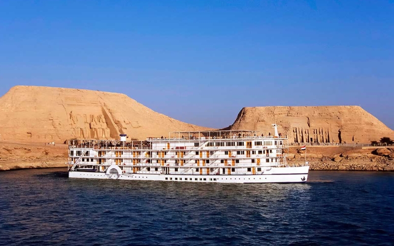 Long Nile Cruise
