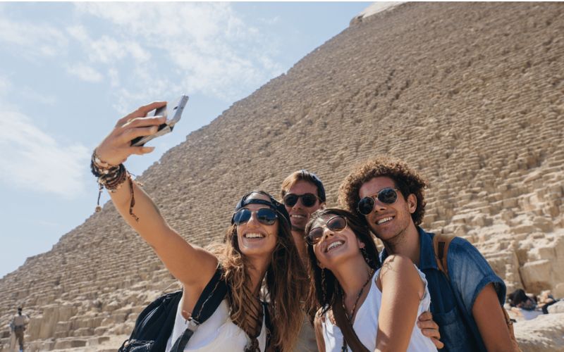 tourists-visiting-egypt Egypt Tourist Places